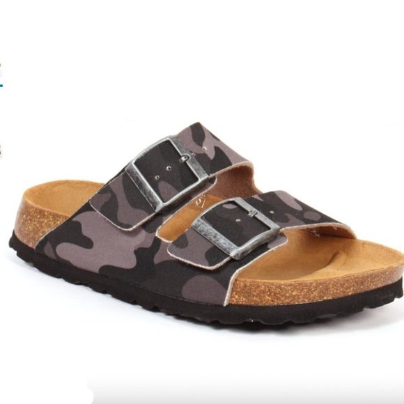 sporting life Other - ❌SOLD❌ KIDS Camo Double Strap Buckle Sandal (birkenstock Style) Size 6 NWT